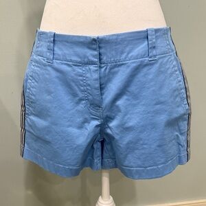 Vineyard Vines Blue Women's Shorts with wide detail